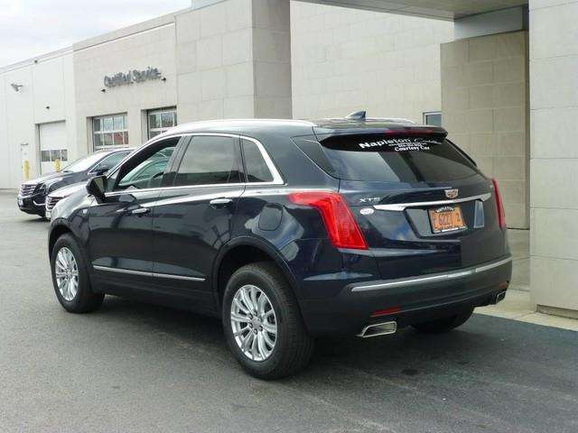 2017 Cadillac XT5 4dr SUV
